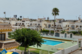 Namas su bendru baseinu, Alicante provincijoje, Torrevieja mieste, Torreta rajone. 4 kambariai | 85 