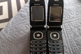 NOKIA 6060, KALBOS, GERI