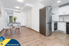 Apartamentas su bendru baseinu, Alicante provincijoje, Torrevieja mieste, Playa del Cura rajone. 3 k