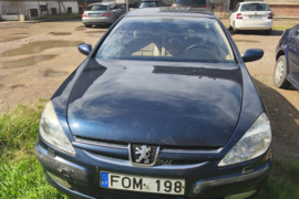 Peugeot 607