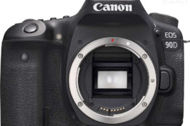 Canon EOS 90d + Ef-s 18-55 mm f/4-5.6 Is Stm + 64