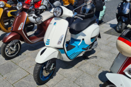Piaggio Vespa, Motoroleris - Mopedas