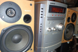SONY CENTRAS, FM, AUX, BLUETOOTH