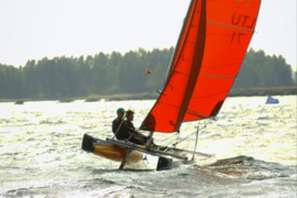 Prostor katamaranas, Sport touring modifikacijos