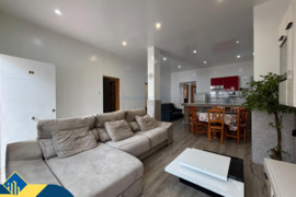 Renovuotas namas su privačiu baseinu, Alicante provincijoje, Torrevieja mieste. 4 kambariai | 131 m²