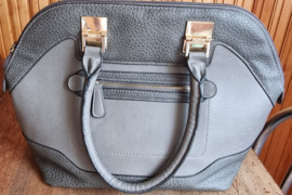 Deichmann stilinga rankinė