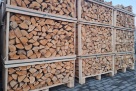 Pjuvenų briketų ir medžio granulių pasiūlymas!