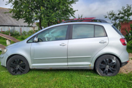 Parduodamos detalės VW Golf Plus 2007 m. dyzelynas 77kw 1896 cm (geras variklis, turbina ...)