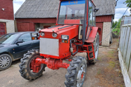 Perku tvarkinga traktoriu t40 arba mtz  82