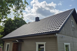 Šlaitinių stogų dengimas, renovacija.