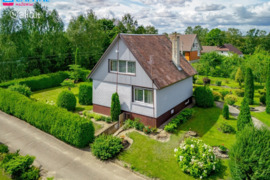 Akmenės r. sav., Agluonai, Kaštonų g.