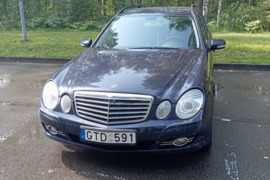 Mercedes-Benz E 220