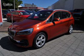 BMW 225