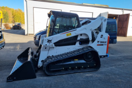 Nuomojamas kompaktinis vikšrinis krautuvas Bobcat T770