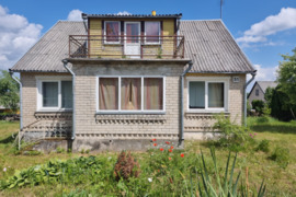 Namas Zarasų r. sav., Užtiltė, Žirgų g.