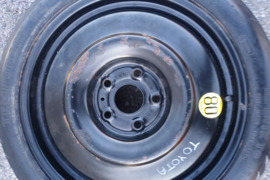 Toyota , Atsarginis ratas, R-17