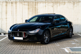 Maserati Ghibli SQ4 4x4 420AG Ferrari variklis