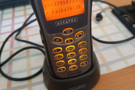 GERAS VINTAZINIS VEIKIANTIS ALCATEL ONE TOUCH,TELEFONAS
