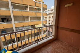Apartamentas su terasa, Alicante provincijoje, Torrevieja mieste, Playa del Cura rajone. 3 kambariai
