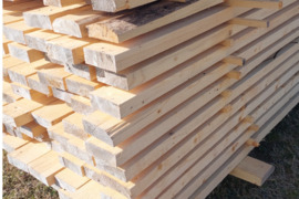 Sveiki.Ieskau medienos gal paskaska liko po statybu ar  renovacijos,gali but naudota.Guli nenaudojam