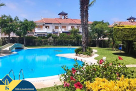 Namas su bendru baseinu, Alicante provincijoje, Torrevieja mieste, La Mata rajone. 4 kambariai | 100