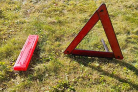 Avarinis ženklas raudonas atšvaitas trikampis