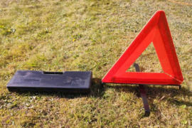 Avarinis ženklas raudonas atšvaitas trikampis