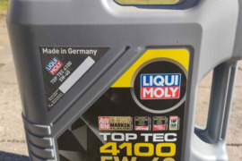 Variklinė alyva LIQUI MOLY Top Tec 4100 5W40 1litras. Bakelis atidarytas jau yra