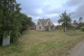 Namas Biržų r. sav., Pasvaliečiai