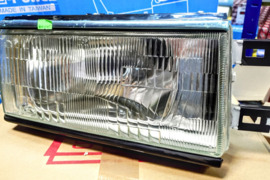 NISSAN BLUEBIRD priekinis žibintas