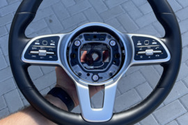 Mercedes Benz Gle vairas, Mercedes-Benz GLE 450 Kitas Autodalys