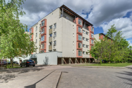 ERDVUS 4 KAMBARIŲ BUTAS JERUZALĖJE