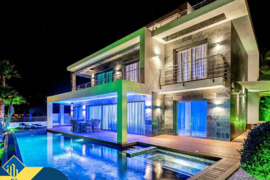 Vila su privačiu baseinu, Alicante provincijoje, Calpe mieste. 5 kambariai | 440 m² | 1 kilometras i