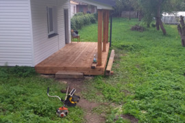 PARDUODAM  SODU SKLYPAS SU NAMU .