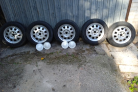 Lieti naudoti Audi R15 ratlankiai su padangomis 195/65R15