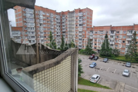 Parduodamas 3 kamb. butas su holu Varpu g., 77 kv.m., 5/5a.,(aukštas nepaskutinis dar yra techninis 