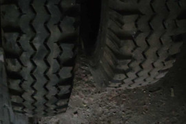 - Kitas - 215/90r15 tube tyre, Universalios padangos