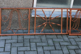 Parduodama geležinė dekoratyvinė žema tvorelė (50 eurų)