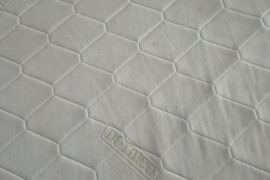 Sofa-lova 150e, Dormeo čiužinys 100e.