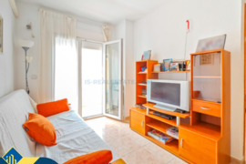 Apartamentas su bendru baseinu, Alicante provincijoje, Torrevieja mieste, Playa del Acequión rajone.