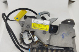 BMW X1 F48, BMW X1 F39 kapoto užraktai OE: 8737701 ir 8737702