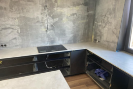 Virtuviniai stalviršiai iš dirbtinio kvarco akmens