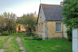 Parduodama namo dalis Ąžuolų g. 36, Staniūnų k., Panevėžio raj.