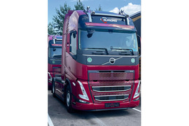 Ieskome Vairuotojo Darbui Su Tentine Puspriekabe