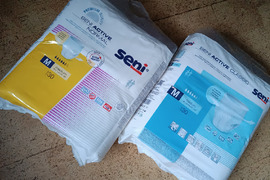 SAUSKELNĖS- kelnaitės. M (vidutinio) dydis. Didelio sugeriamumo (7 eur). Yra likutis ir S (mažo) dyd