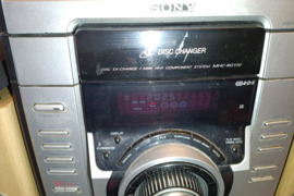 SONY CENTRAS , FM, AUX, MC,  Muzikiniai centrai