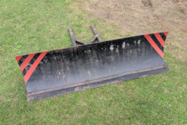 Buldozeris 180CM nuo T-25 T25 traktoriaus