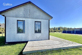 Panevėžio r. sav., Janališkiai, Tujų al.