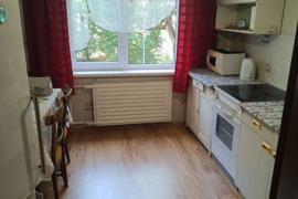 IŠNUOMOJAMAS TVARKINGAS 1K BUTAS UŽ 350EUR ŠEŠKINĖJE