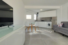 Atnaujinta studija su turistine licencija